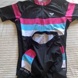 Nine Bull Women’s cycling kit Size Large